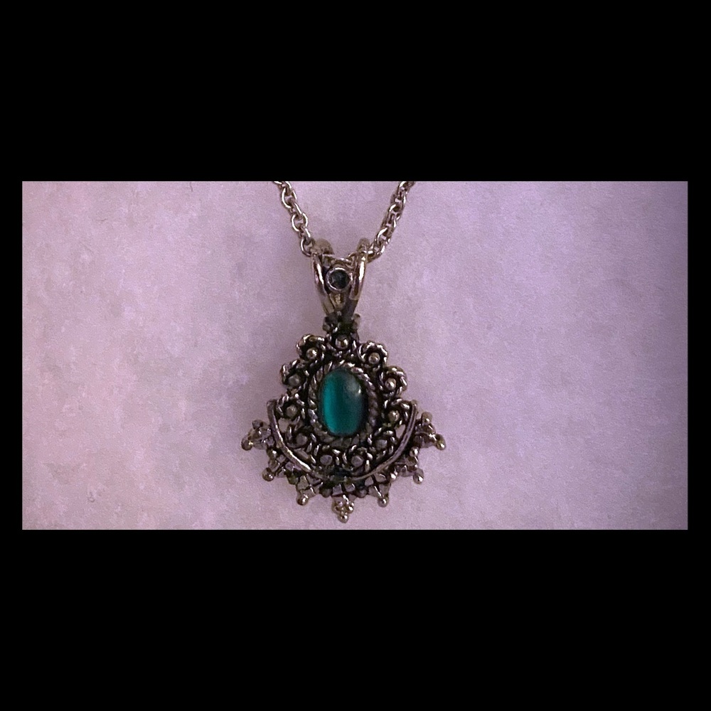 Sterling Silver Necklace &Silver Emerald Pendant